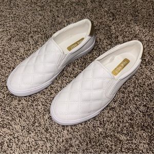 NINE WEST White & Gold Slip On Sneakers Size 8.5 M